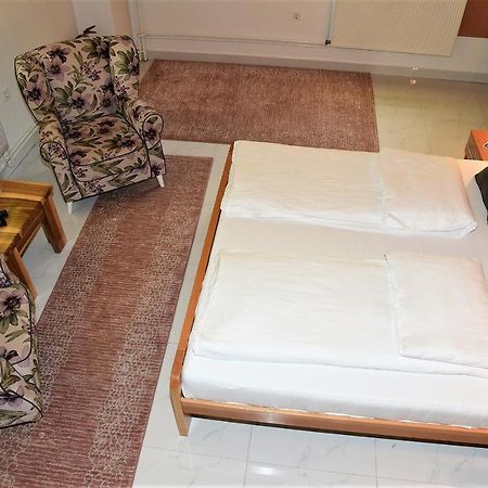 Vila "Maglic" Tjentiste Ngoại thất bức ảnh