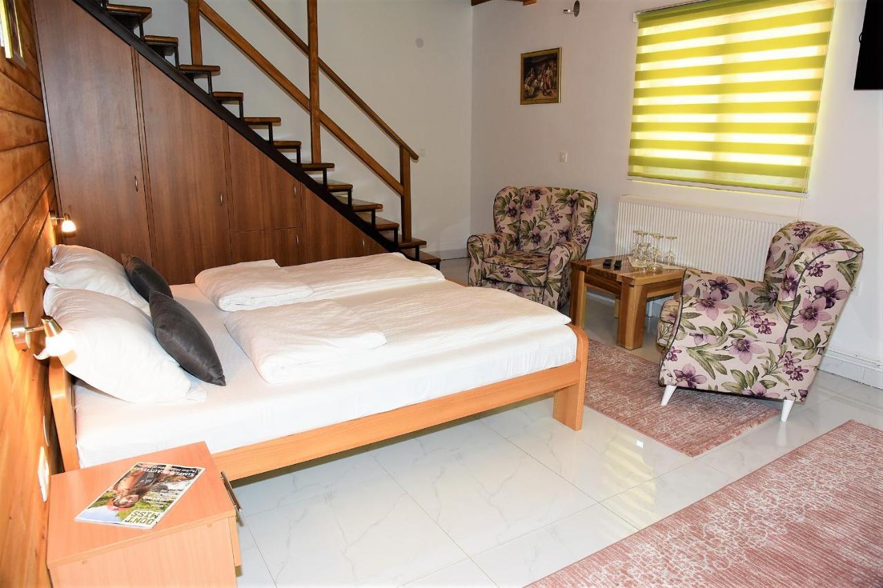 Vila "Maglic" Tjentiste Ngoại thất bức ảnh